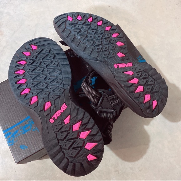 Teva 👩Terra Fi Lite Double Zipper Black Sandals